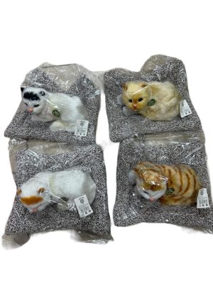 Kot na poduszce z dźwiękiem 6790976