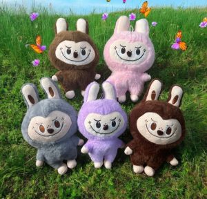 LABUBU THE MONSTERS PLUSZOWA MASKOTKA DUŻY PLUSZAK ANIME PRZYTULANKA 25CM 6792332