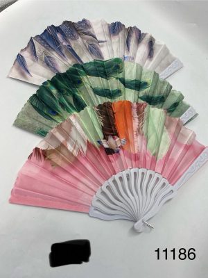 WACHLARZ SATYNOWY Z TWORZYWA ELEGANCKI NA LATO 5233782