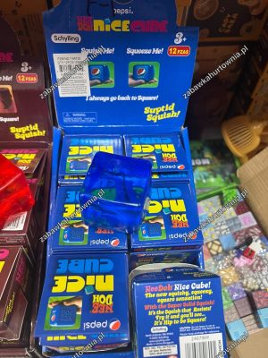 GNIOTEK SQUISHY 2588041